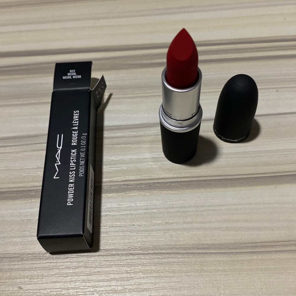 NWT MAC Powder Kiss Lipstick Werk, Werk, Werk is the color